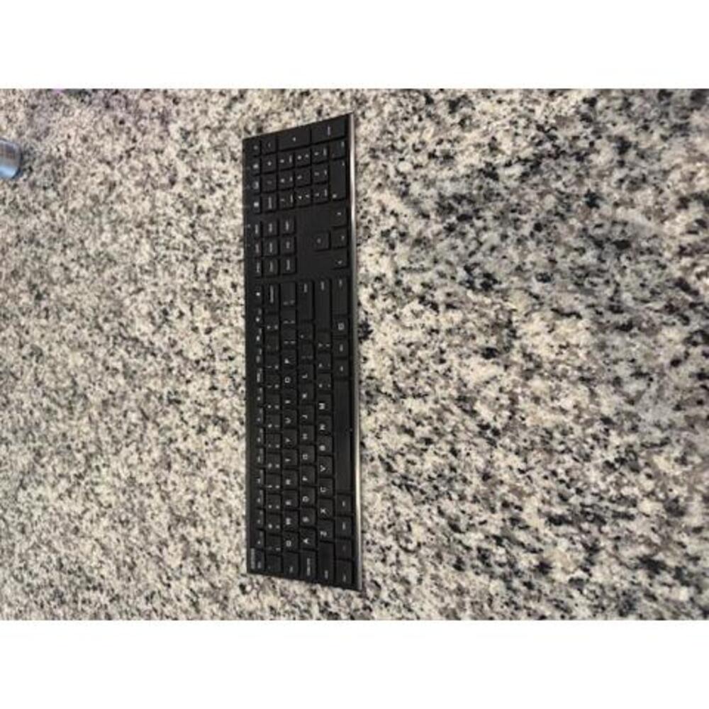 Arteck 2.4G Wireless Keyboard Ultra Slim Full Size Built in Rechargeable Battery